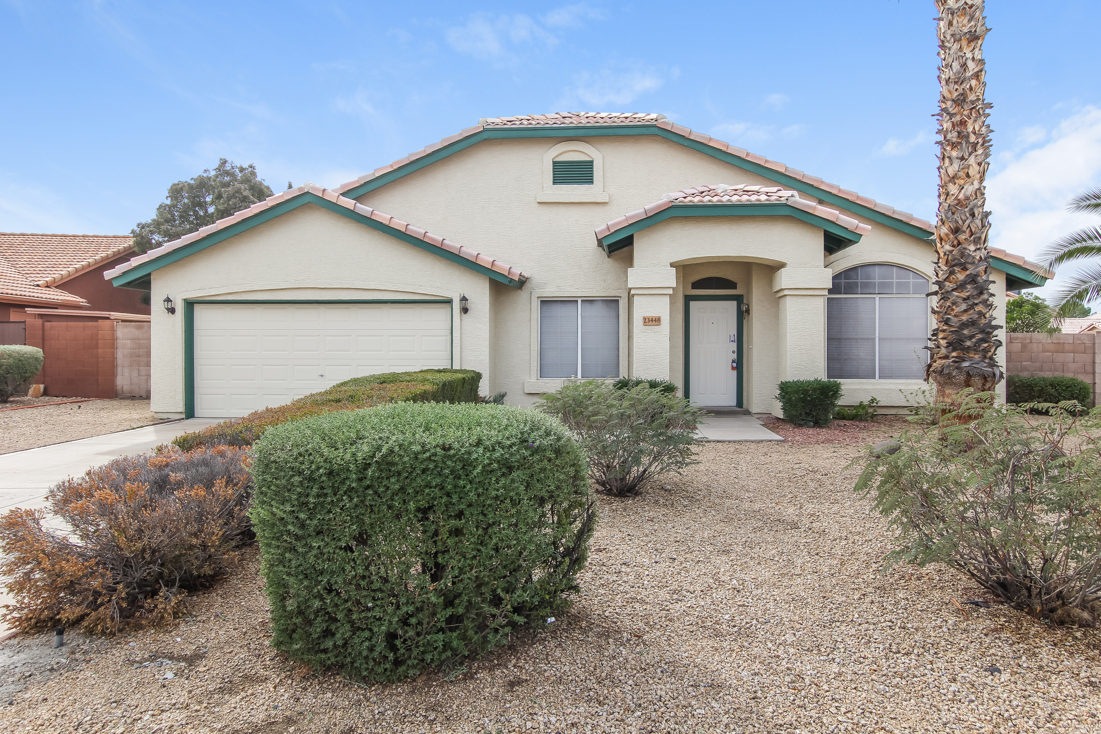 23448 N 44th Dr Glendale, AZ 85310